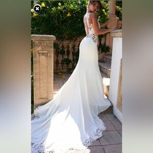 Essence of Australia Size 12 Tall New with Tags